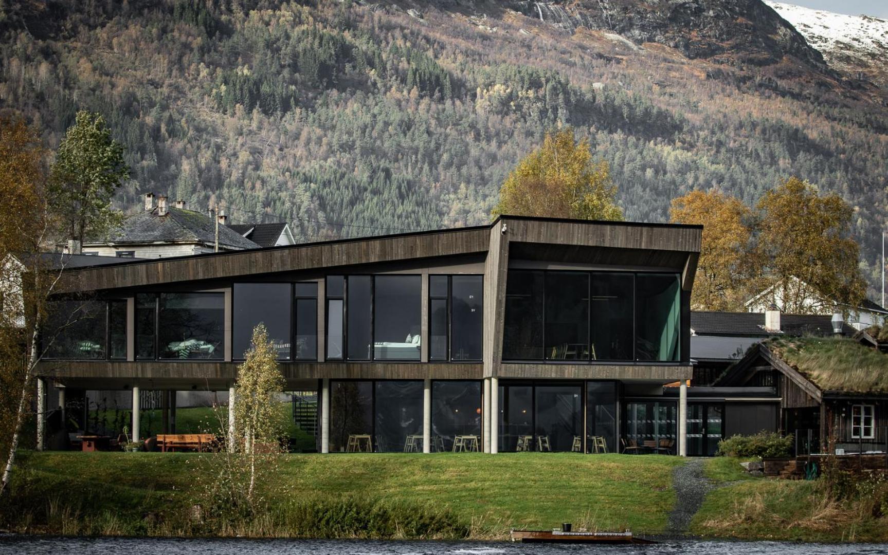 Elva Hotel Skulestadmo Kültér fotó